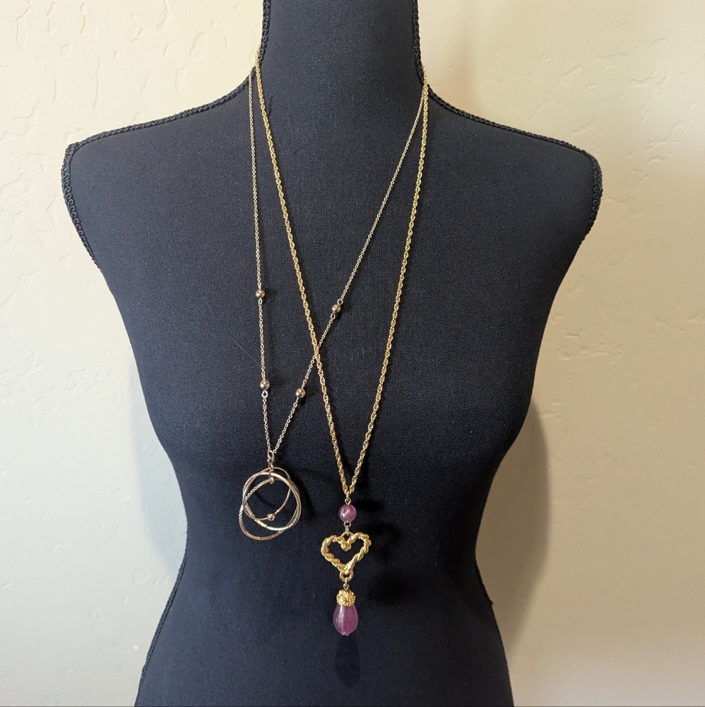 Vintage Set of 2 beautiful necklaces one sphere & pink Heart Drop
